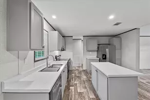 11466 NW 8th Pl, Ocala, FL 34482 - Photo 14