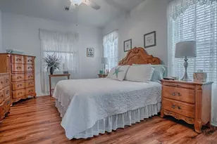 33409 Pennbrooke Pkwy, Leesburg, FL 34748 - Photo 20