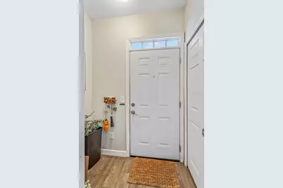 3368 Parkchester Square Boulevard #104, Orlando, FL 32835 - Photo 2