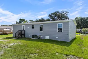 9060 Sarah Dr, Polk City, FL 33868 - Photo 4