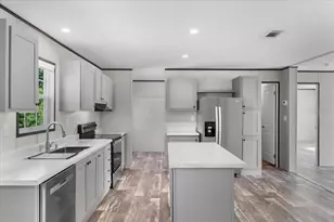 9060 Sarah Dr, Polk City, FL 33868 - Photo 20