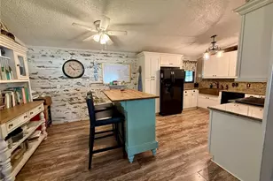 1 Robin Rd, Wildwood, FL 34785 - Photo 18