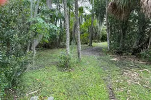 6001 Bird Island Dr, Lady Lake, FL 32159 - Photo 28