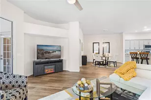 6152 Topsail Rd, Lady Lake, FL 32159 - Photo 10