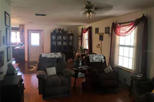 136 S Commercial St, Coleman, FL 33521 - Photo 6