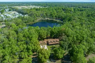 39636 Carolina Ave, Lady Lake, FL 32159 - Photo 6