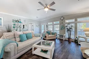 1116 Elkhart Cir, Tavares, FL 32778 - Photo 4