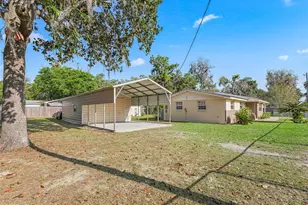 2376 Cr 444, Lake Panasoffkee, FL 33538 - Photo 48