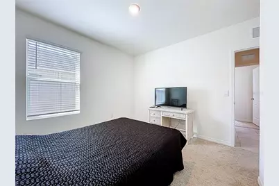 1828 Henin Circle, Tavares, FL 32778 - Photo 20