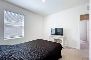 1828 Henin Cir, Tavares, FL 32778 - Photo 20