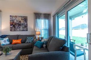 1914 Hux Ct, The Villages, FL 34762 - Photo 4