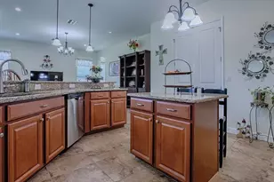 1408 Deuce Cir, Davenport, FL 33896 - Photo 16