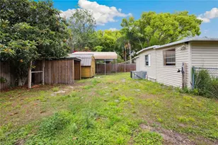 2072 NW 10th Terrace, Lake Panasoffkee, FL 33538 - Photo 10