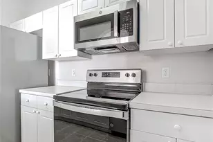 2310 Silver Palm Dr, Kissimmee, FL 34747 - Photo 10