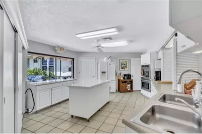 12300 Vonn Road #1102, Largo, FL 33774 - Photo 40