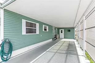 664 Misti Dr, Leesburg, FL 34788 - Photo 2