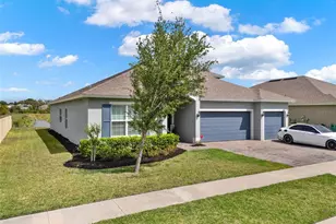 533 Avila Pl, Howey in the Hills, FL 34737 - Photo 4