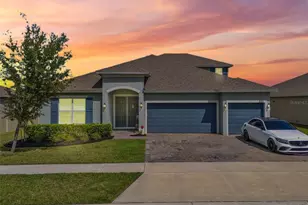 533 Avila Pl, Howey in the Hills, FL 34737 - Photo 2