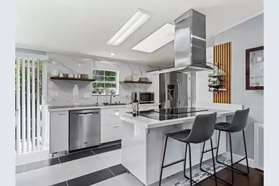 214 Morningside Avenue, Lady Lake, FL 32159 - Photo 8