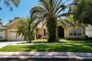 13319 Via Roma Cir, Clermont, FL 34711 - Photo 2