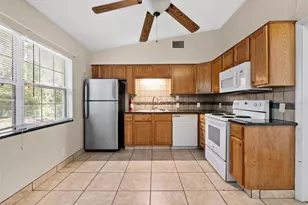 25519 Colmar Ave, Sorrento, FL 32776 - Photo 10