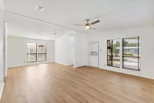 603 Robin Ln, Wildwood, FL 34785 - Photo 6