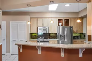 21815 Tartan St, Leesburg, FL 34748 - Photo 12