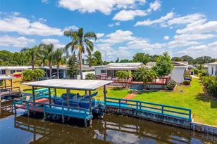 1113 Shawn Ct, Tavares, FL 32778 - Photo 2