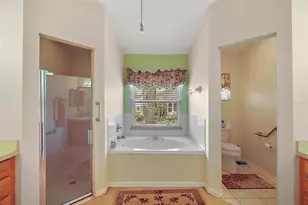 25333 River Crest Dr, Leesburg, FL 34748 - Photo 32