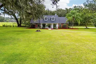 2679 SE 35th St, Sumterville, FL 33585 - Photo 1