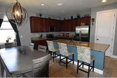 709 Calabria Way, Howey in the Hills, FL 34737 - Photo 6