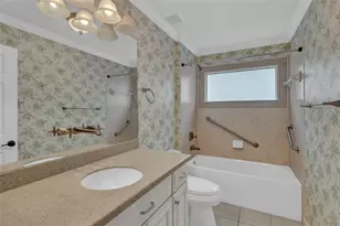 8167 Bridgeport Bay Cir, Mount Dora, FL 32757 - Photo 20