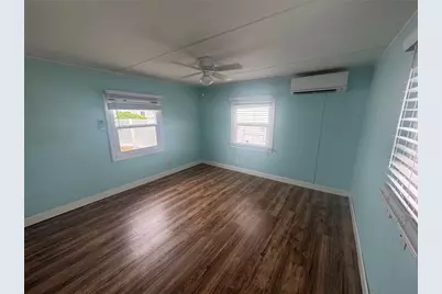 211 Southwinds Drive, Sarasota, FL 34231 - Photo 10