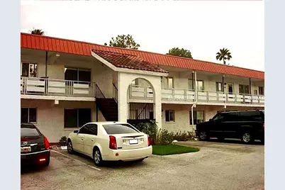 1100 Martinique Drive #105, Winter Haven, FL 33884 - Photo 1