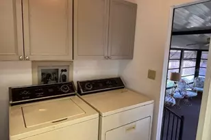 617 Webb Way, Lady Lake, FL 32159 - Photo 4