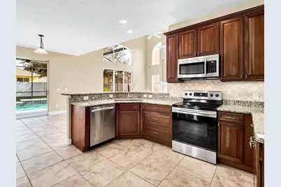 108 Whispering Pines Way, Davenport, FL 33837 - Photo 8