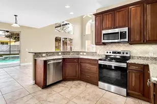 108 Whispering Pines Way, Davenport, FL 33837 - Photo 8