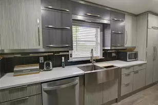 37149 Grays Airport, Lady Lake, FL 32159 - Photo 8