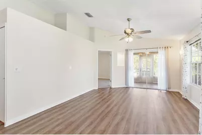 26030 Newcombe Circle, Leesburg, FL 34748 - Photo 10