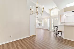 26030 Newcombe Cir, Leesburg, FL 34748 - Photo 12