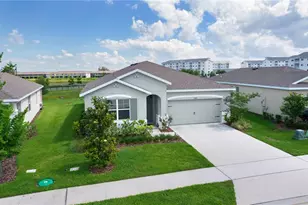 5043 Stokes Wy, Wildwood, FL 34785 - Photo 1