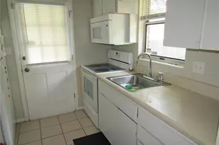 2501 Sheridan Rd, Mount Dora, FL 32757 - Photo 6