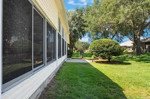 25243 River Crest Dr, Leesburg, FL 34748 - Photo 26