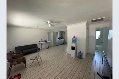 102 Harold Street, Leesburg, FL 34748 - Photo 2