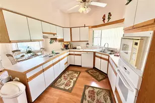 26612 Bella Vista Dr, Howey in the Hills, FL 34737 - Photo 4