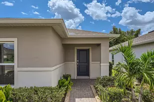 185 Hamlet Loop, Davenport, FL 33837 - Photo 2