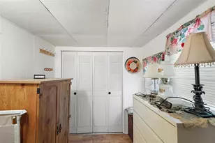 11750 Hickory Ln, Tavares, FL 32778 - Photo 18