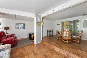 11750 Hickory Ln, Tavares, FL 32778 - Photo 6