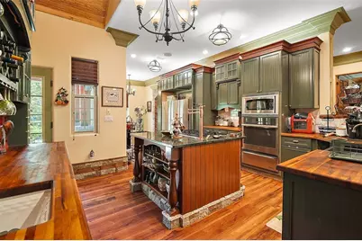 707 S Dixie Drive, Howey in the Hills, FL 34737 - Photo 4
