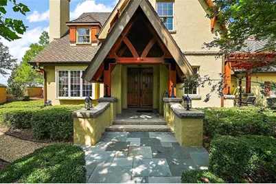 707 S Dixie Drive, Howey in the Hills, FL 34737 - Photo 1